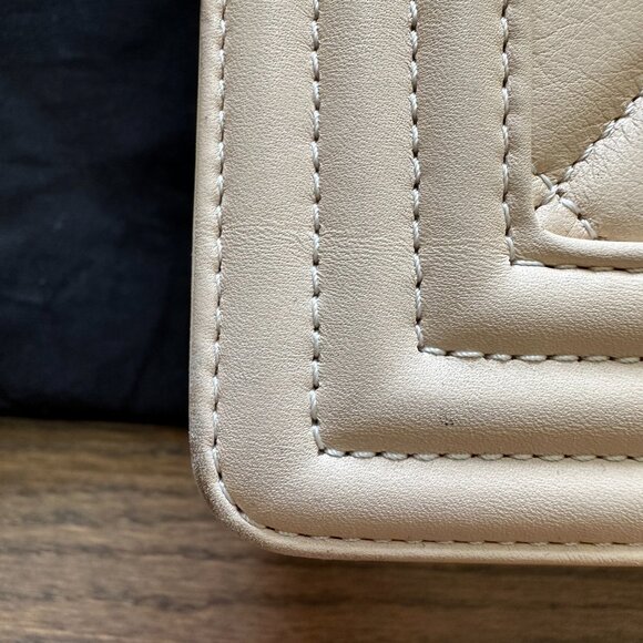 Chanel Boy Flap Bag Quilted Lambskin - Picture 14 of 15